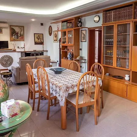 K02 - Castelfidardo, Ampio Quadrilocale Con Doppi Servizi Appartement