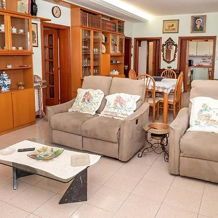 K02 - Castelfidardo, Ampio Quadrilocale Con Doppi Servizi Appartement *